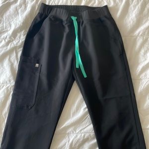 FIGS Joggers Women Small